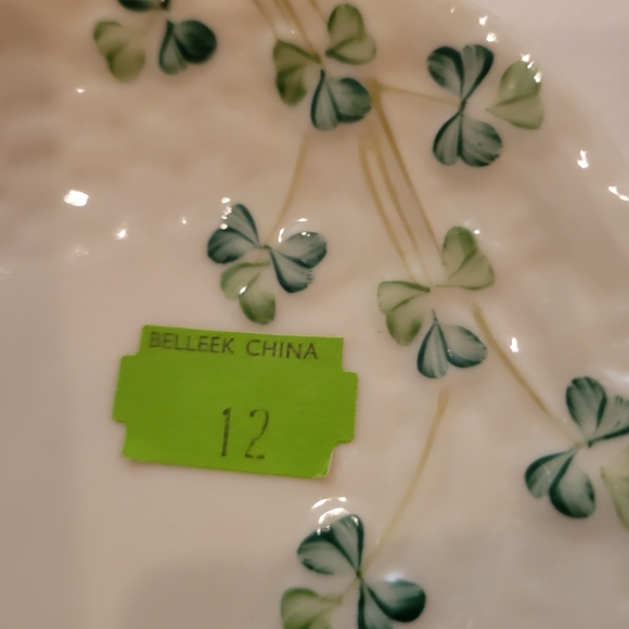 Vintage Belleek Shamrock Pattern Butter Server NWT - Picture 7 of 7